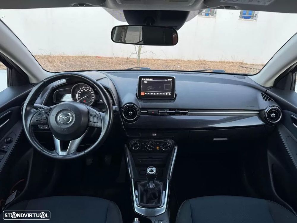 Mazda 2 1.5 Sky.Evolve - 13