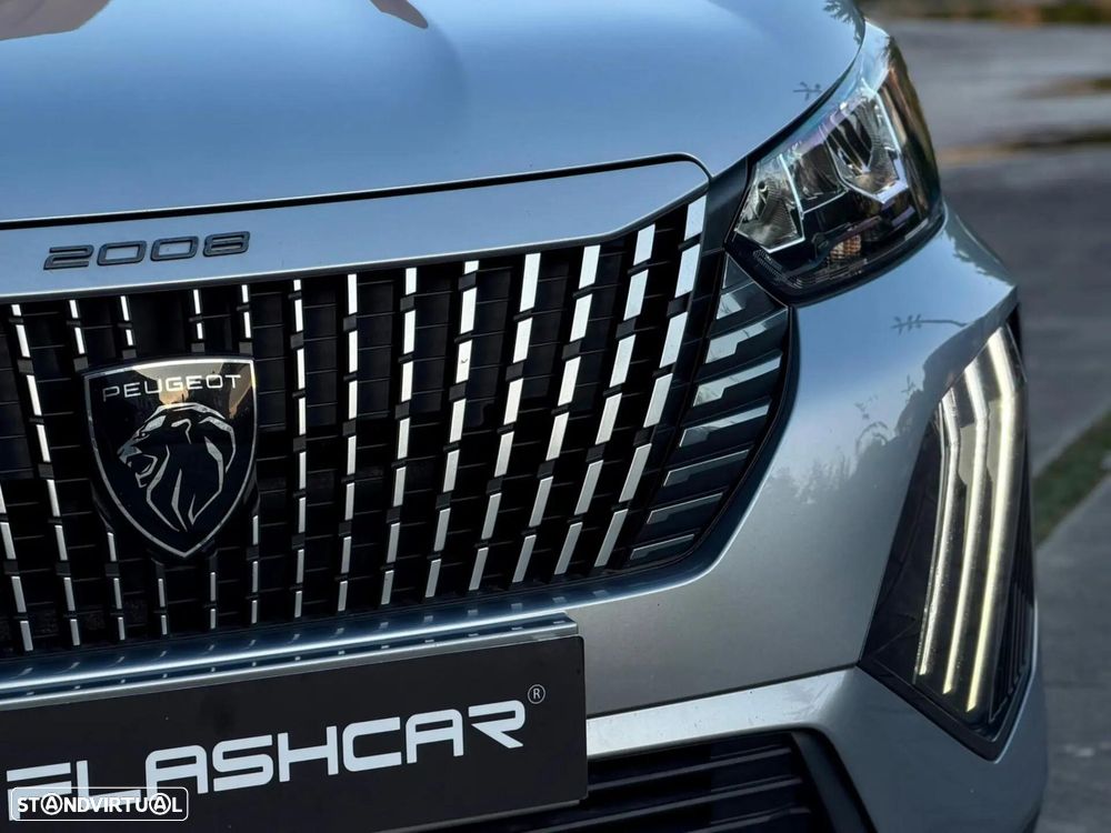 Peugeot 2008 - 8