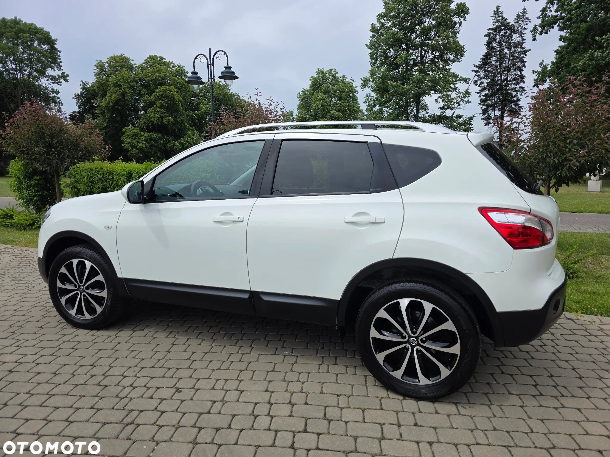 Nissan Qashqai 2.0 4 x 4 tekna - 17