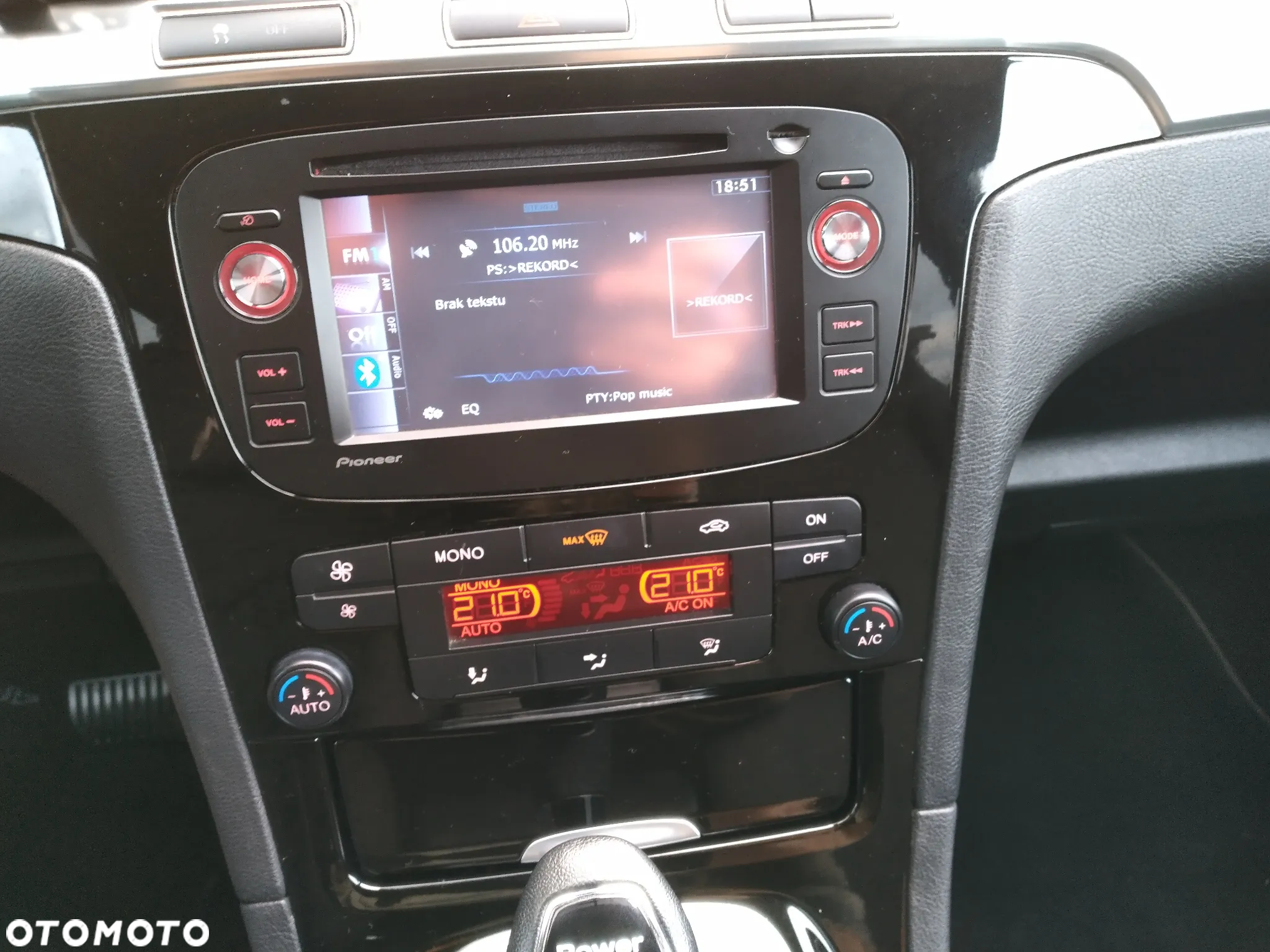 Ford S-Max - 14