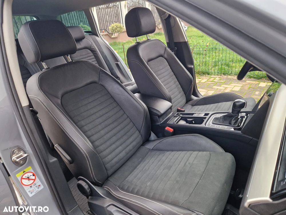 Volkswagen Passat 2.0 TDI DSG 4Mot Highline - 7
