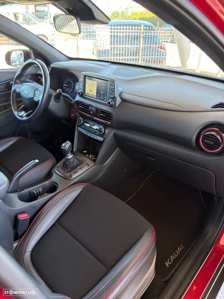 Hyundai Kauai 1.0 T-GDi Premium Pele/Tec.Vermelho - 12