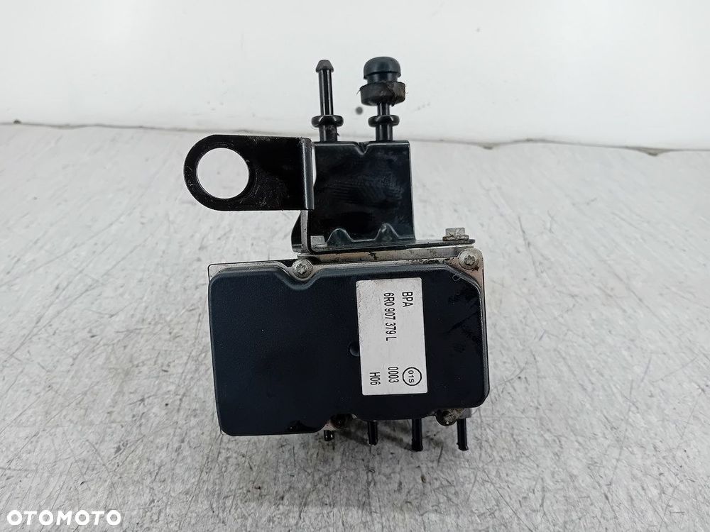 POMPA ABS SKODA FABIA II 6R0614417D 0265232282 1.2 HTP - 2