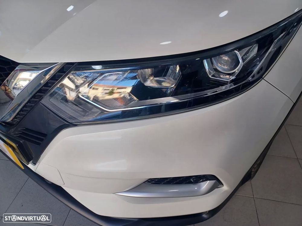 Nissan Qashqai 1.5 dCi N-Connecta J18 - 29