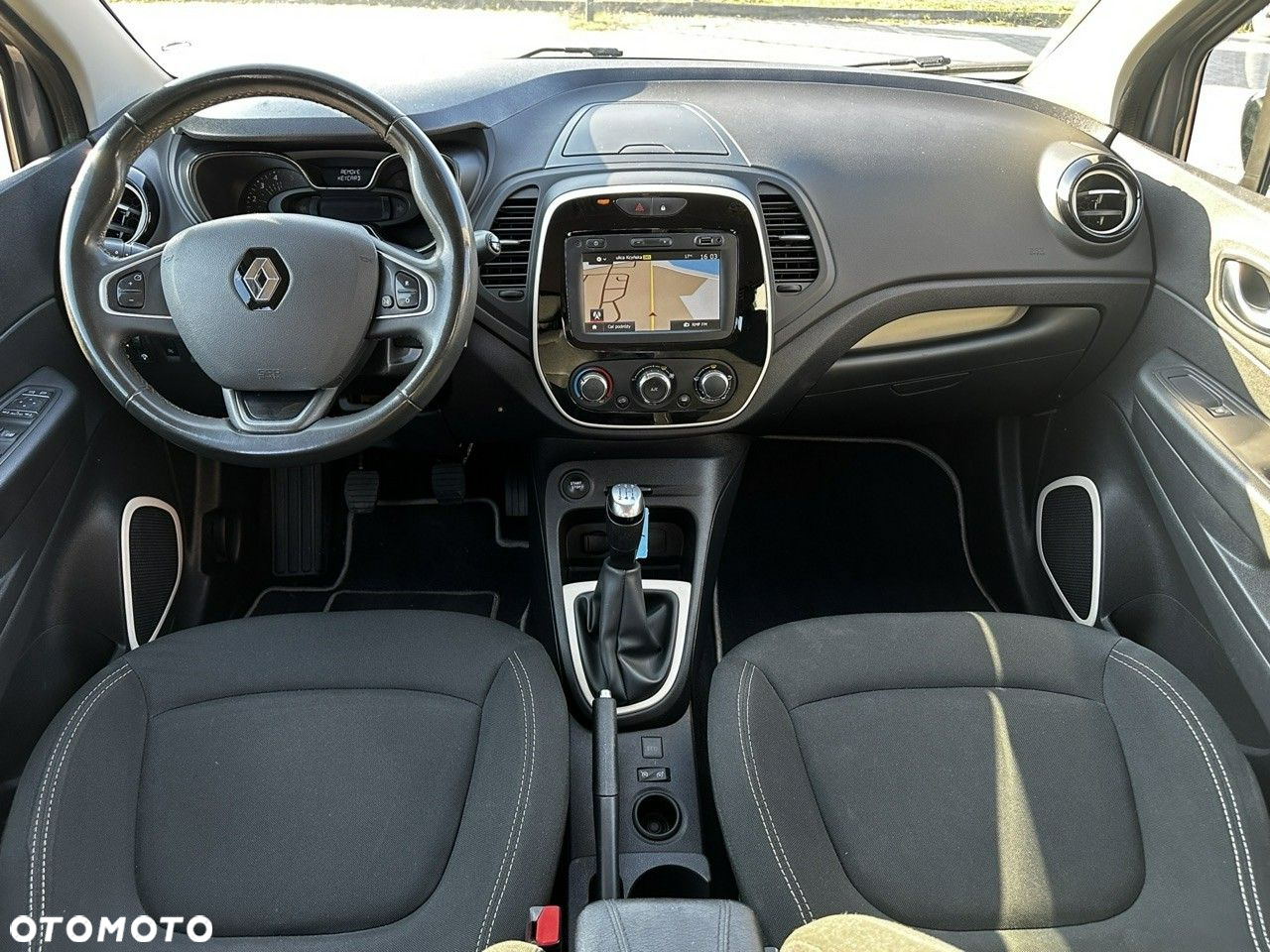 Renault Captur - 15
