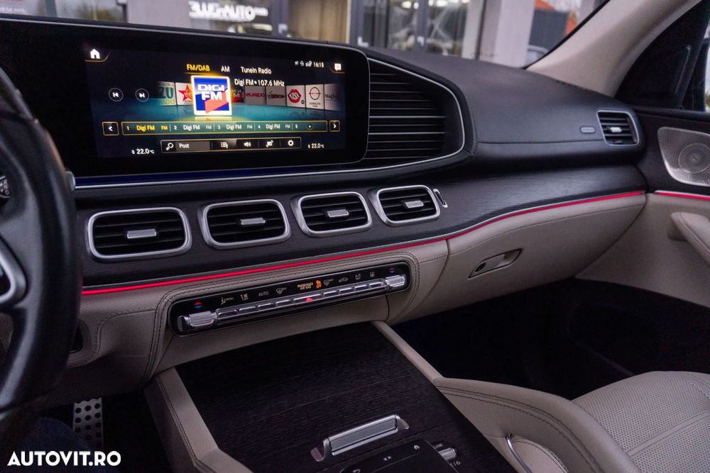 Mercedes-Benz GLS - 24