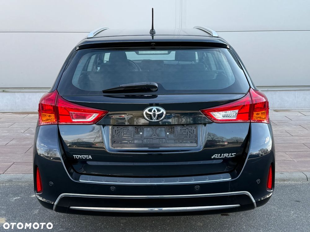 Toyota Auris 1.6 Life+ - 7