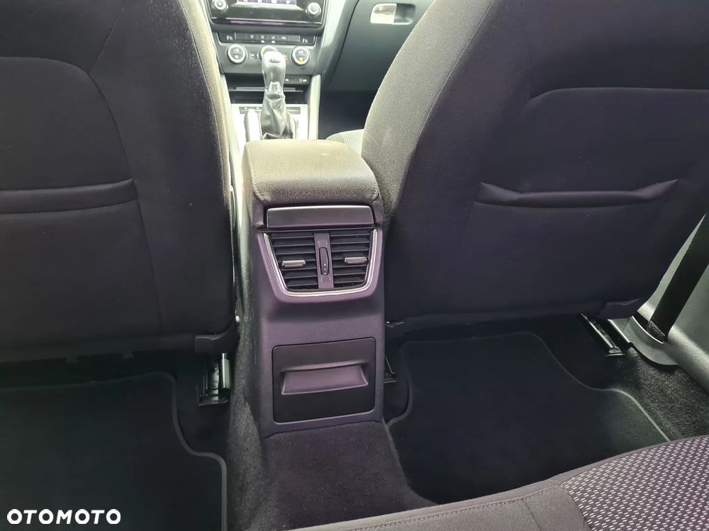 Skoda Octavia 1.2 TSI Ambition - 16