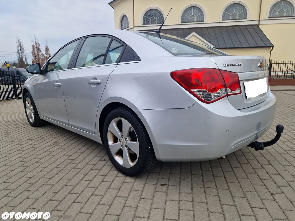 Chevrolet Cruze 1.8 LTZ+ - 6