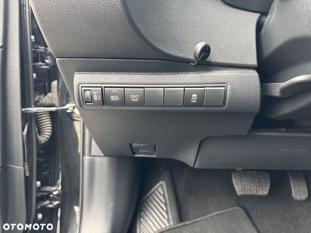 Toyota Corolla 1.8 Hybrid Comfort - 16