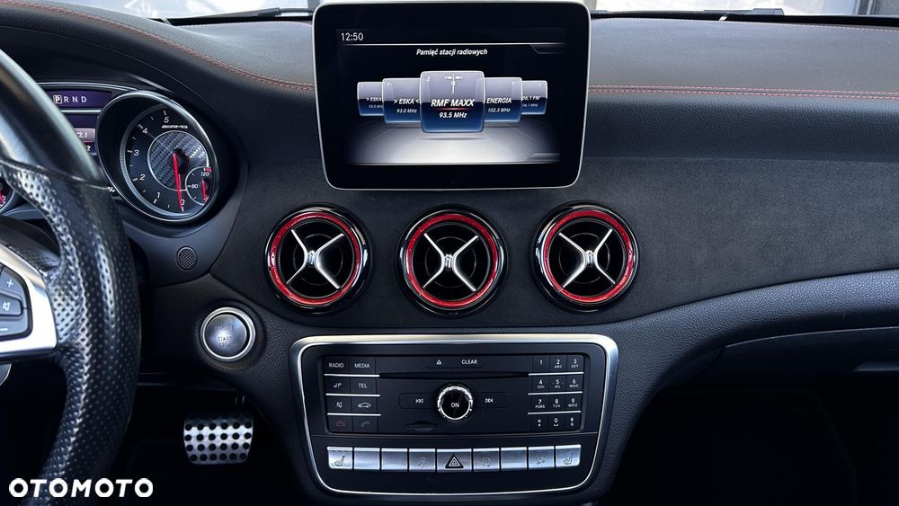 Mercedes-Benz CLA - 18