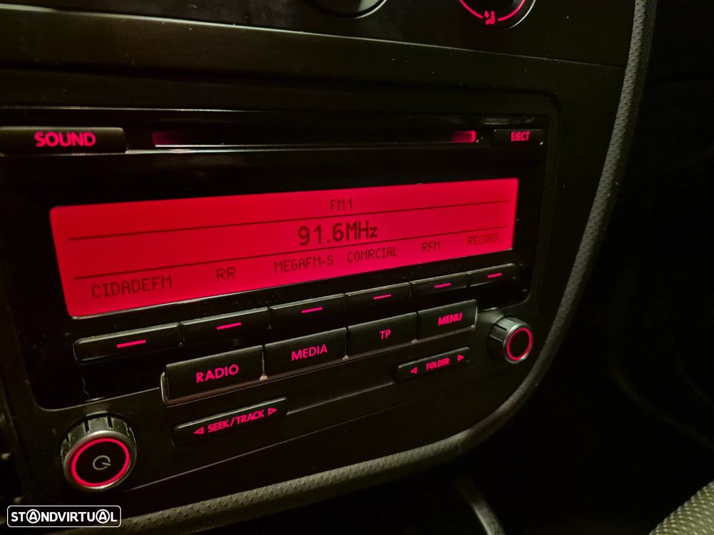 SEAT Leon 1.6 TDI DPF E-Ecomotive Style - 18