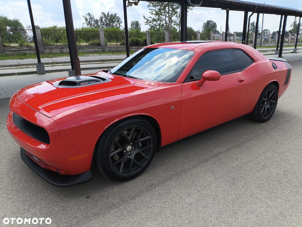 Dodge Challenger - 3