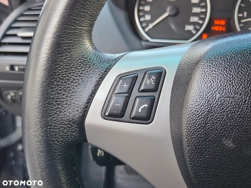 BMW Seria 1 118i - 17