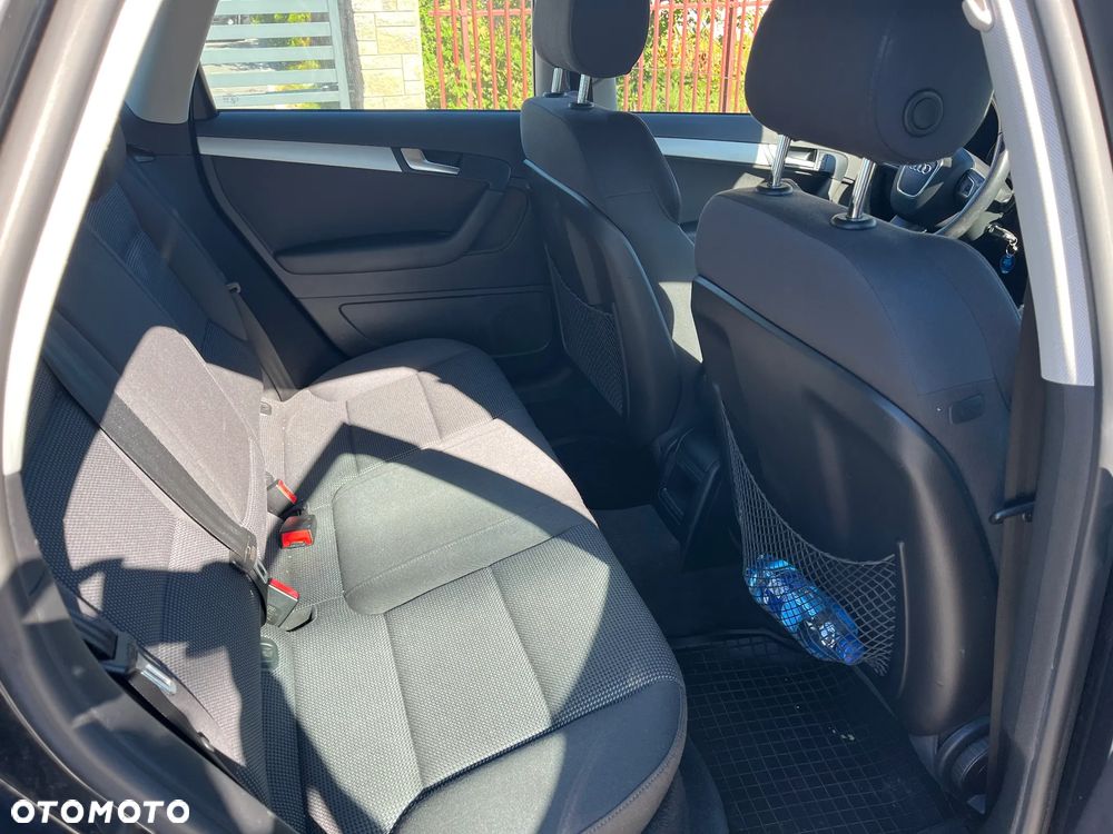 Audi A3 Sportback 1.8 TFSI Attraction - 11