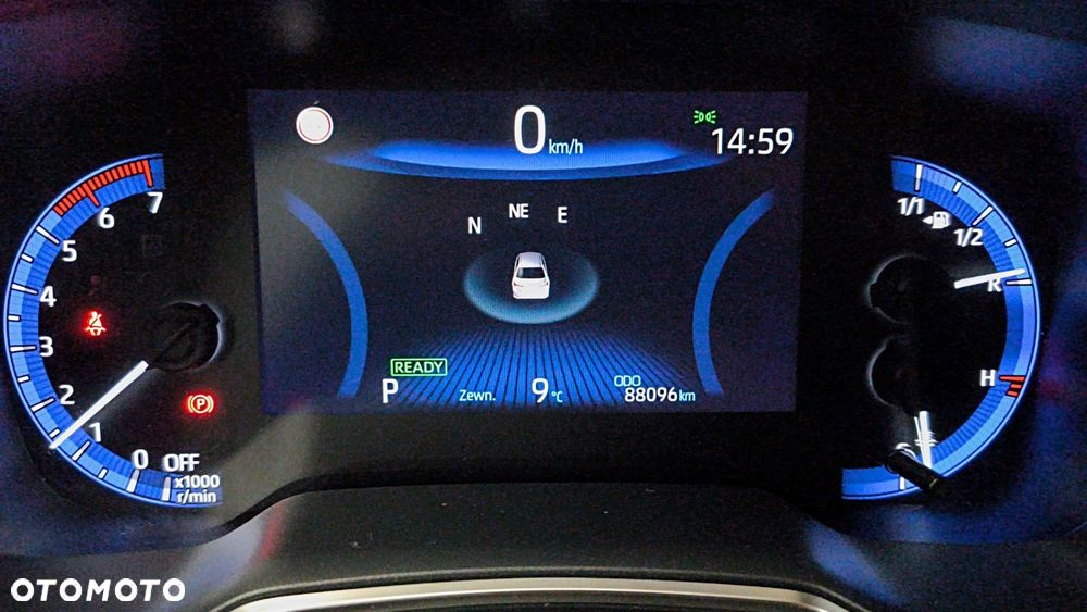 Toyota Corolla 1.8 Hybrid GPF Comfort - 16