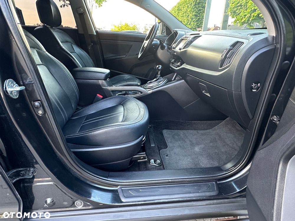 Kia Sportage 2.0 CRDI 4WD Automatik Spirit - 18