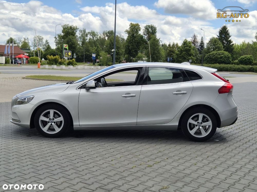 Volvo V40 - 11