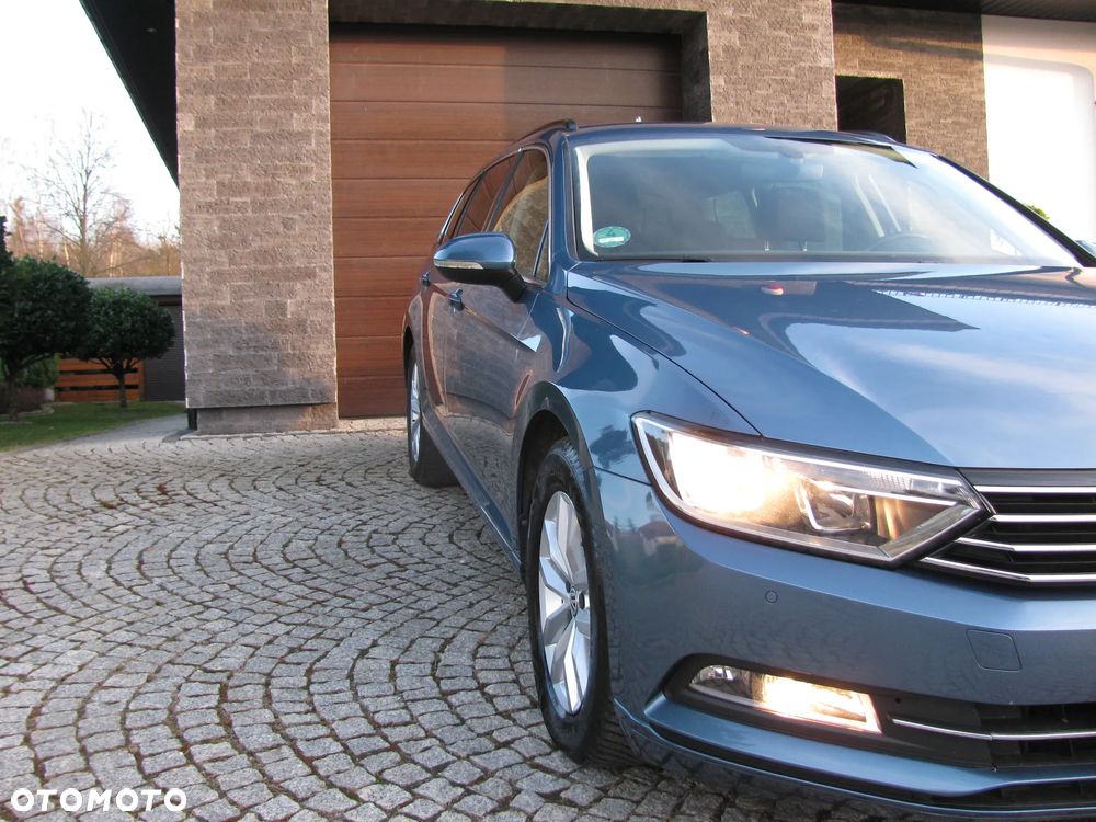 Volkswagen Passat 2.0 TDI SCR DSG Comfortline - 30