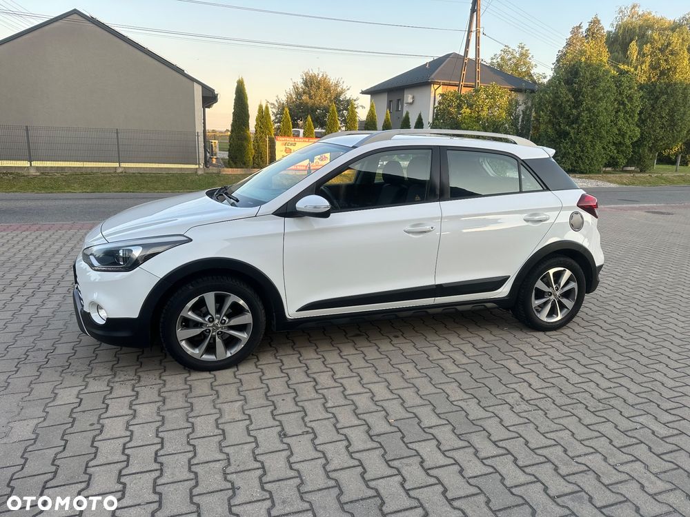 Hyundai i20 1.4 Comfort - 20