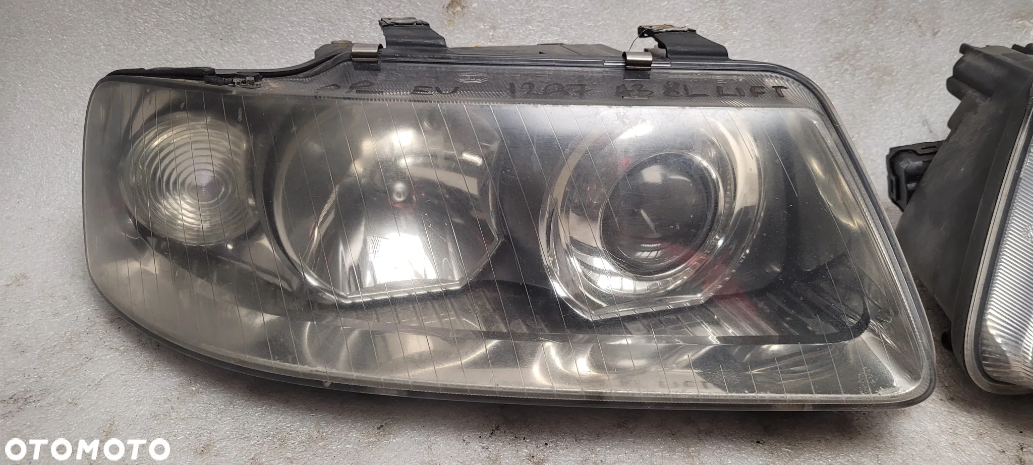 AUDI A3 8L LIFT 00-03 LAMPA PRZÓD PRAWA+LEWA HELLA ORYGINAŁ - 5