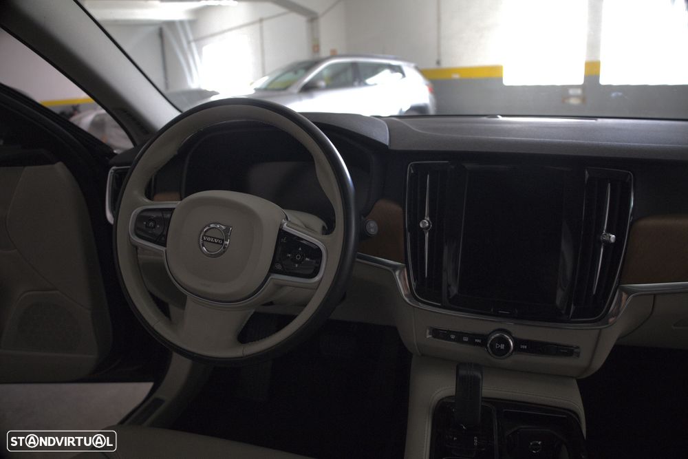 Volvo V90 2.0 T8 PHEV Inscription Expression AWD - 15