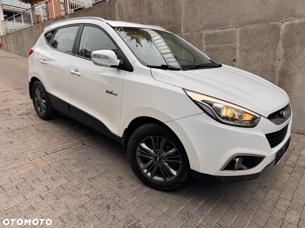 Hyundai ix35 blue 1.6 2WD Finale Gold - 3