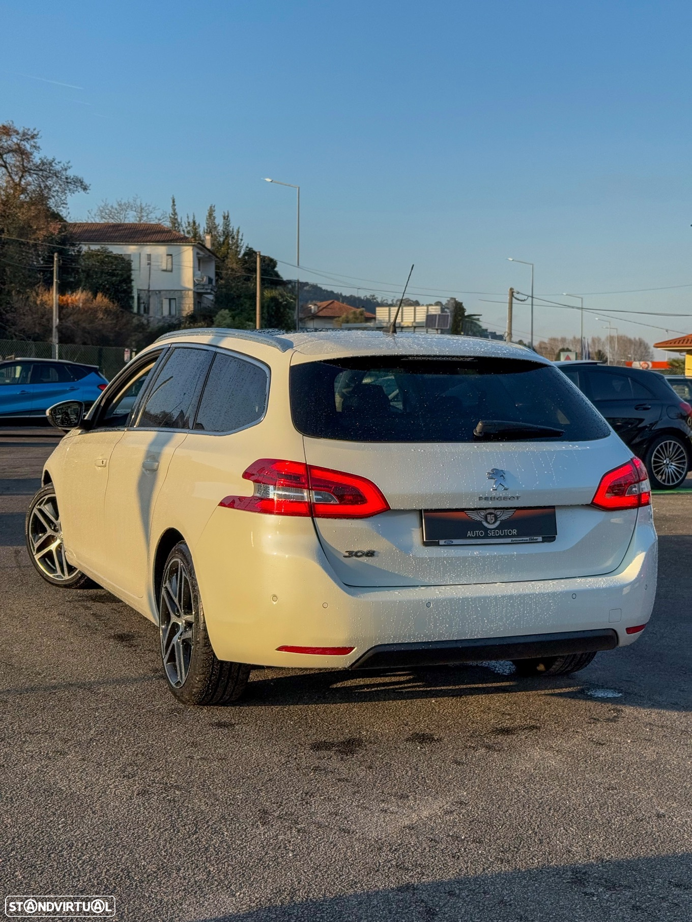 Peugeot 308 SW 1.5 BlueHDi GT Line - 4