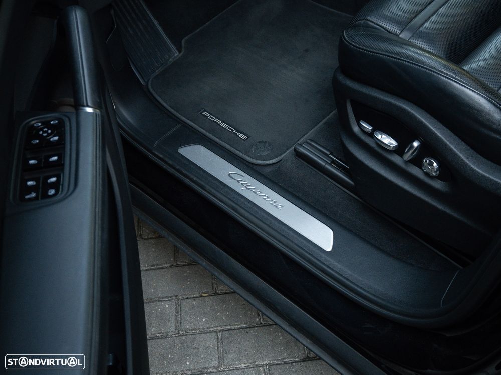 Porsche Cayenne S E-Hybrid - 35