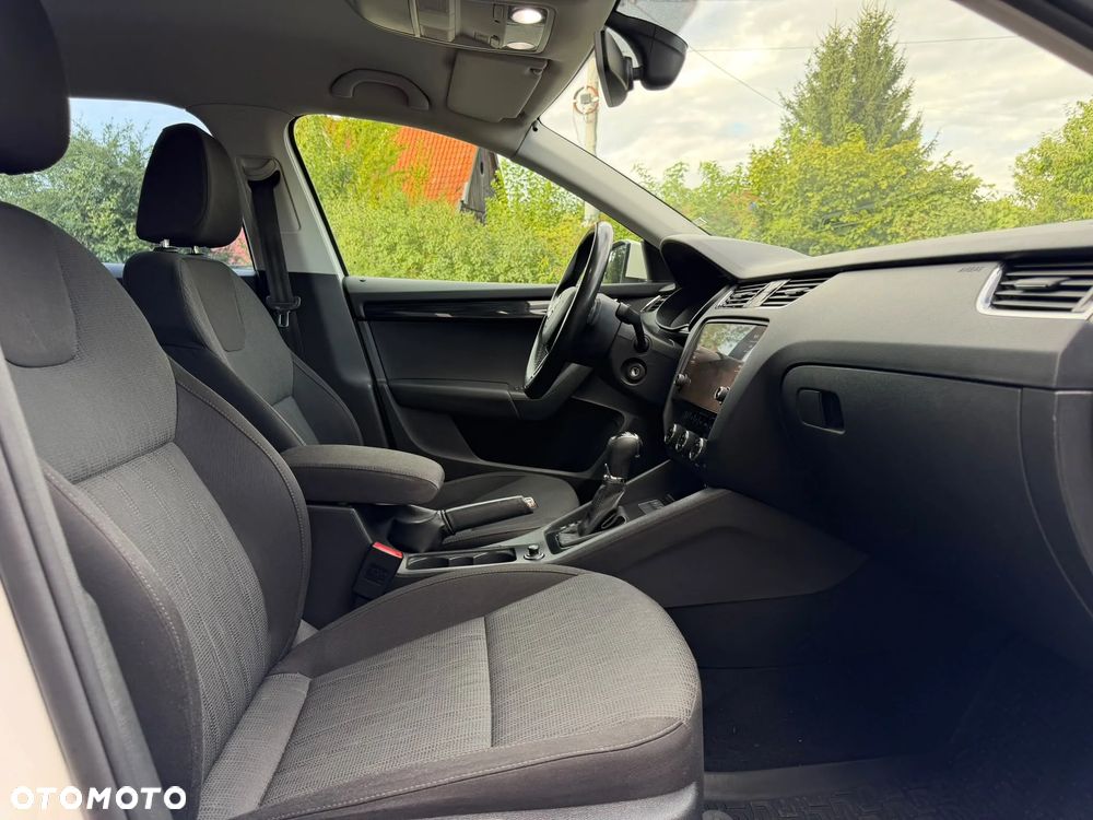 Skoda Octavia 2.0 TDI Style DSG - 12
