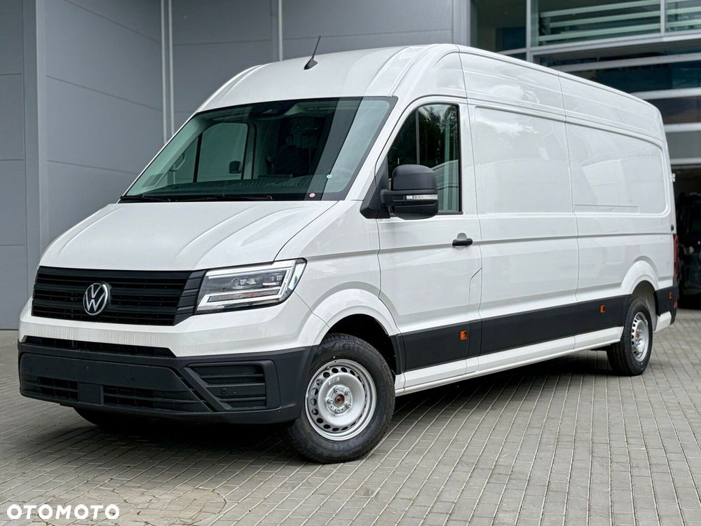 Volkswagen Crafter 35 Furgon z wysokim dachem silnik: 2,0 l EU6 SCR 140 KM / skrzynia biegów: Przedni napęd manualna 6-biegowa rozstaw osi: 4490 mm - 3