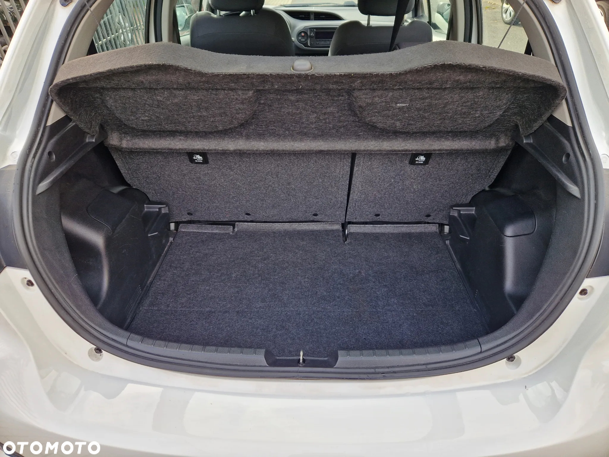 Toyota Yaris - 18
