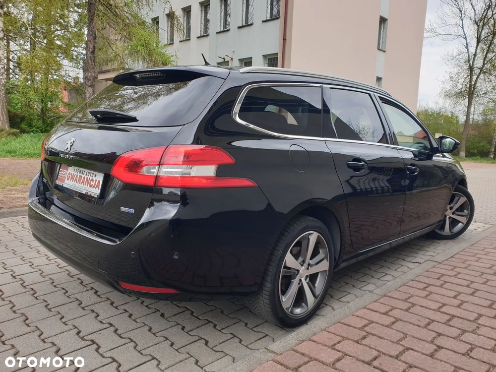 Peugeot 308 2.0 BlueHDi Allure S&S - 17