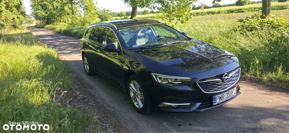 Opel Insignia - 1