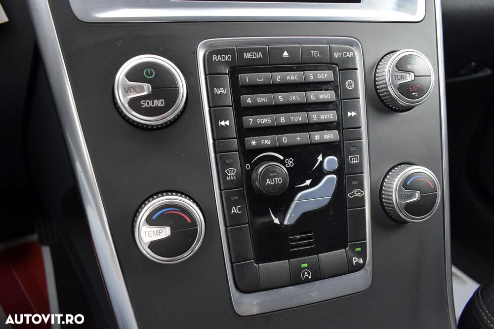 Volvo XC 60 D4 Kinetic - 16