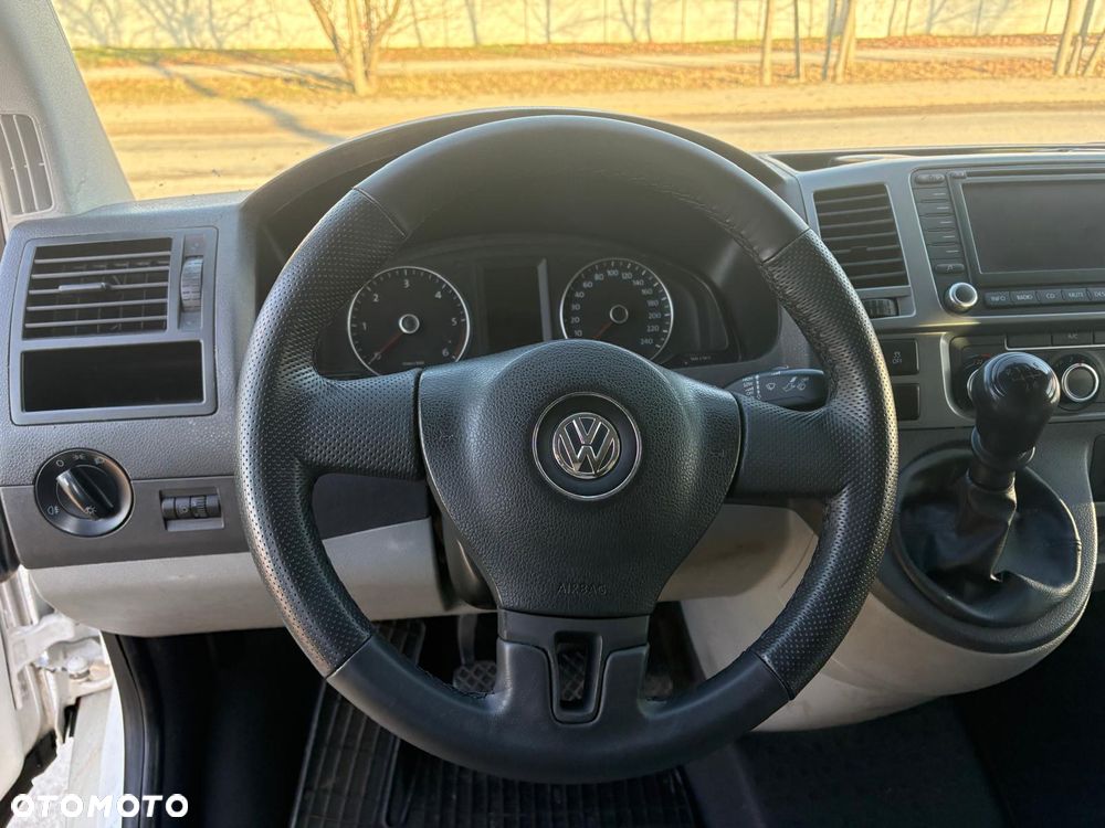 Volkswagen Transporter - 10