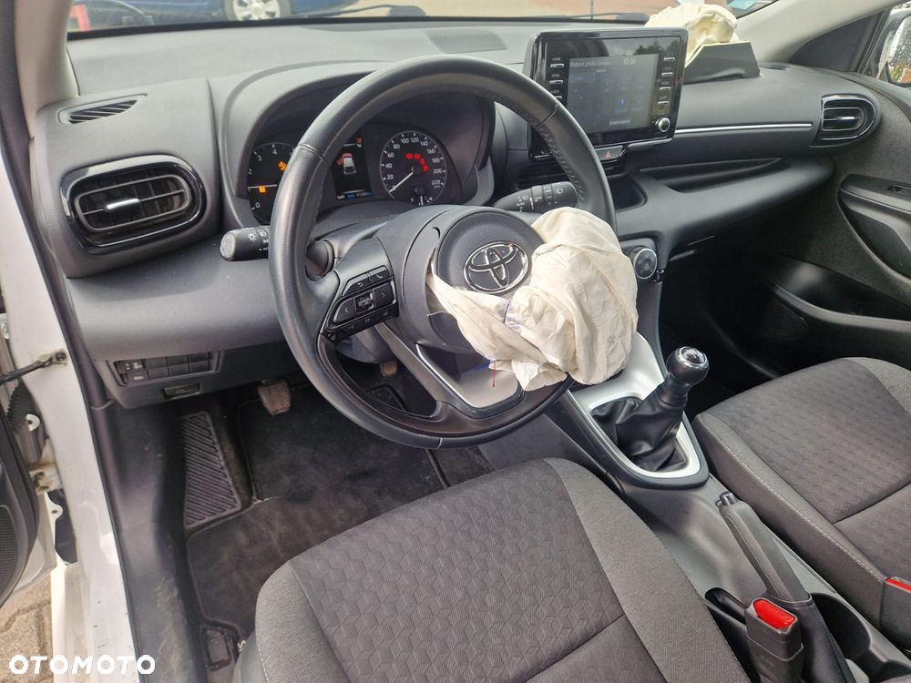 Toyota Yaris 1.0 Active - 14