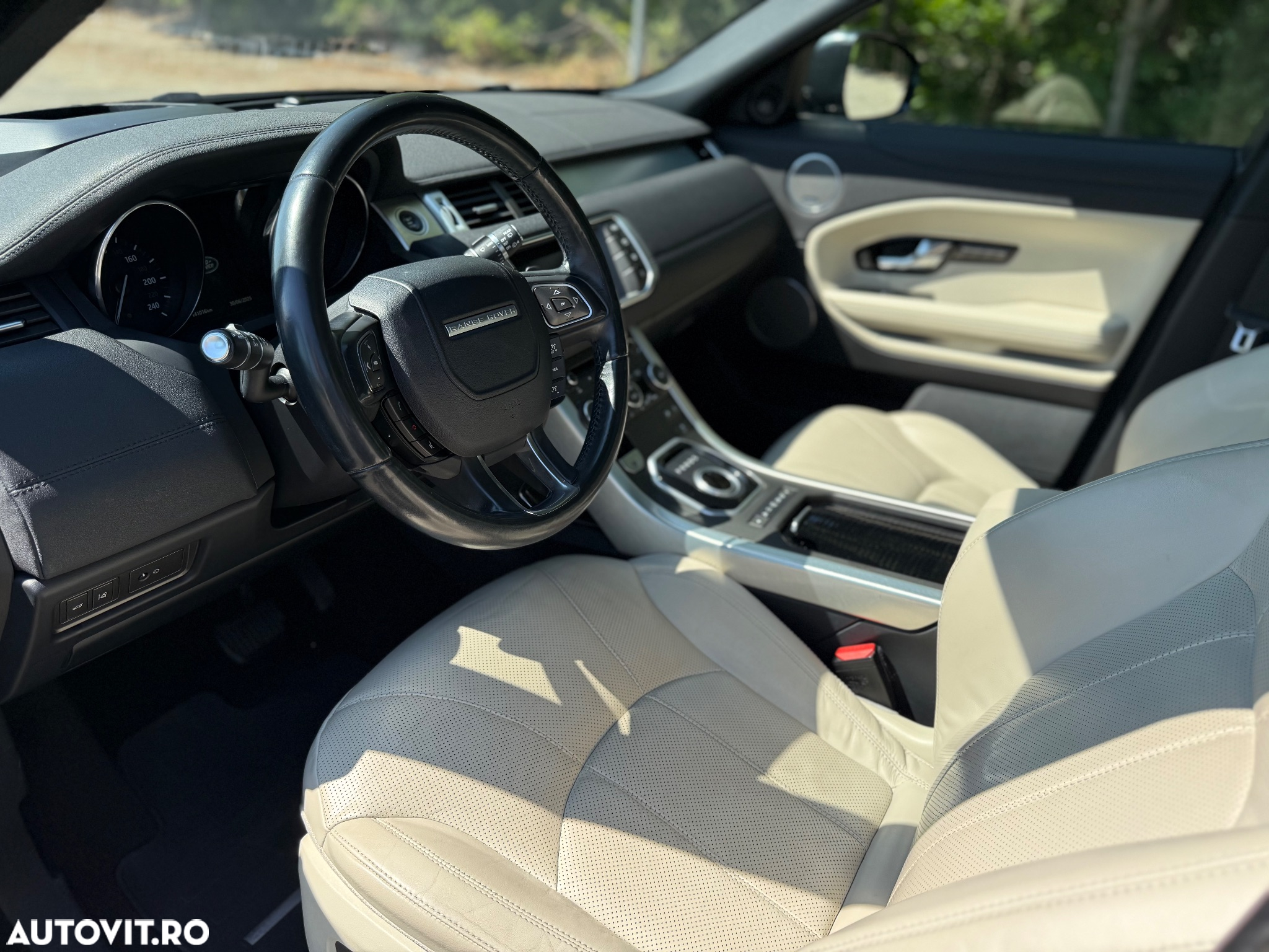 Land Rover Range Rover Evoque - 7