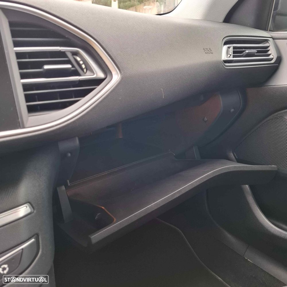 Peugeot 308 SW 1.6 BlueHDi Allure J18 - 35