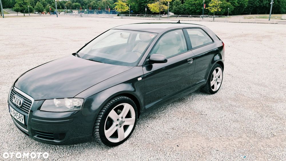 Audi A3 3-drzwiowe 1.6 Attraction - 3