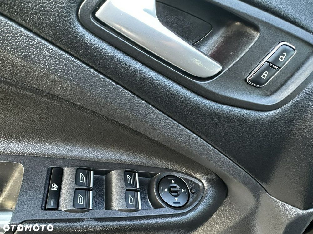 Ford Kuga 2.0 TDCi AWD Titanium - 17