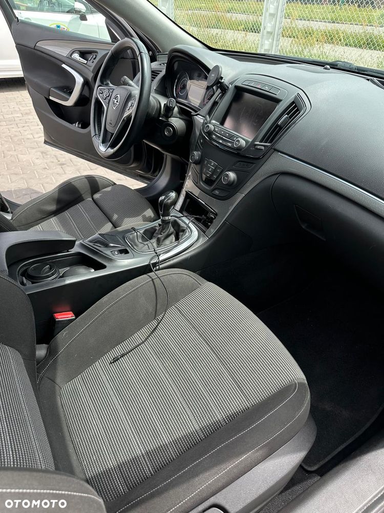 Opel Insignia - 19