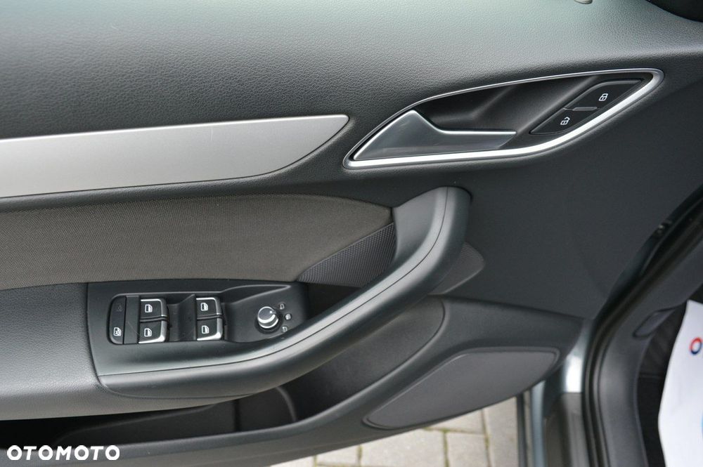 Audi Q3 2.0 TDI S tronic - 36