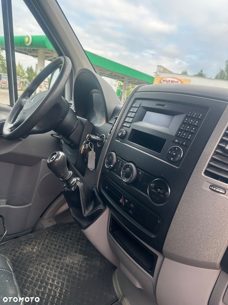Mercedes-Benz Sprinter - 3