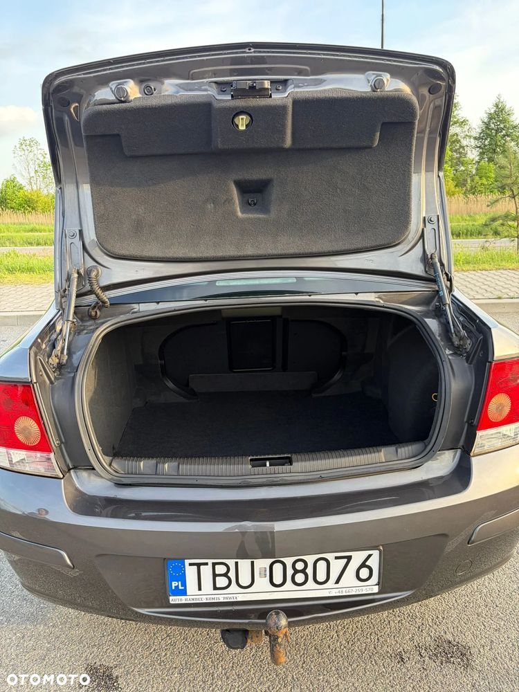 Opel Astra 1.6 Enjoy - 15
