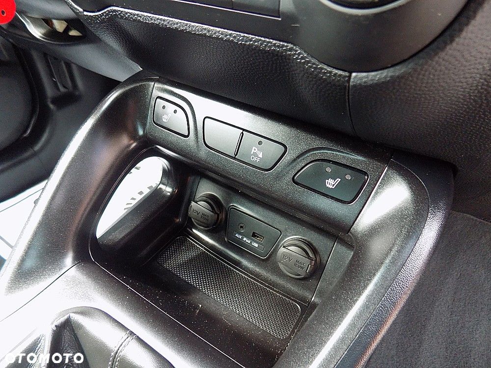 Hyundai ix35 1.7 CRDi 2WD blue Style - 17