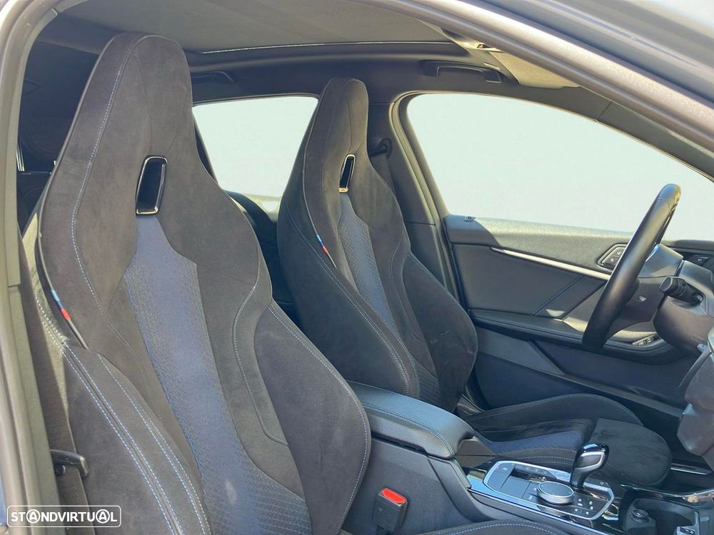BMW 118 i Pack Desportivo M Auto - 16