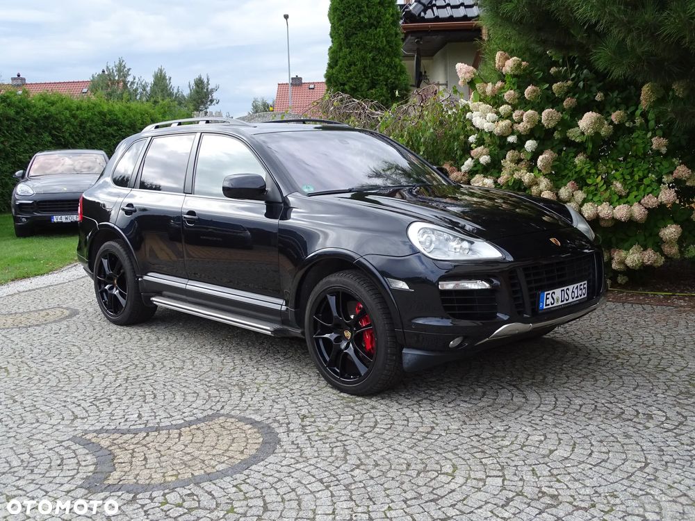 Porsche Cayenne Turbo S - 27