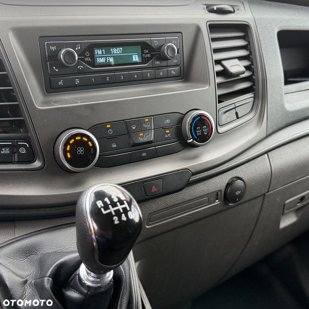 Ford Transit Custom - 12