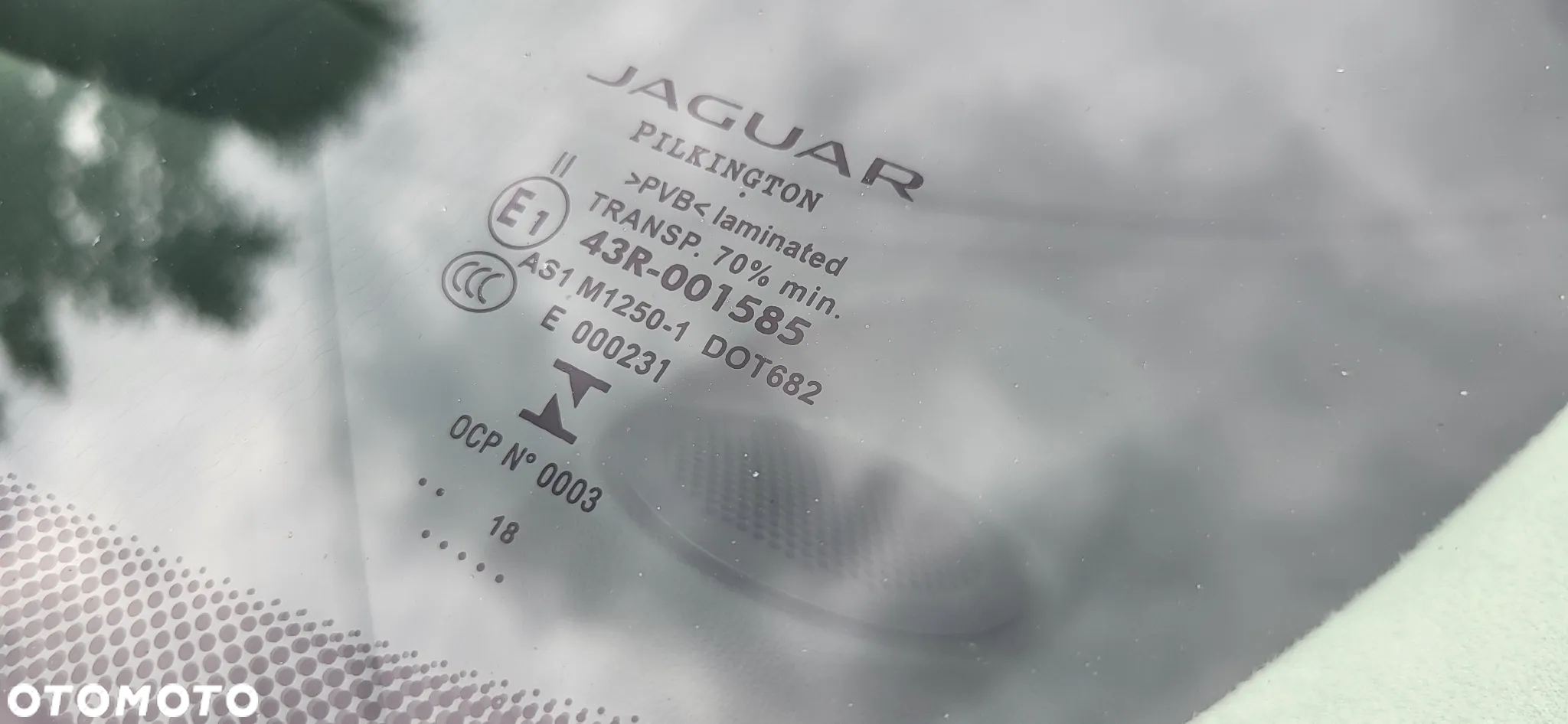 Jaguar XF 2.0 T Prestige - 29